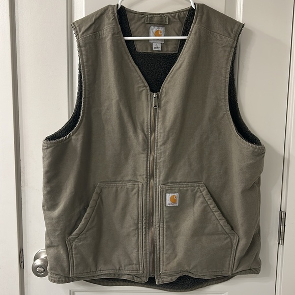 Carhartt Washed Duck Sherpa-Lined Vest for Men - Picture 2 of 8